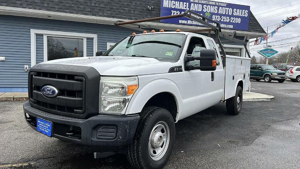 2011 FORD F-350