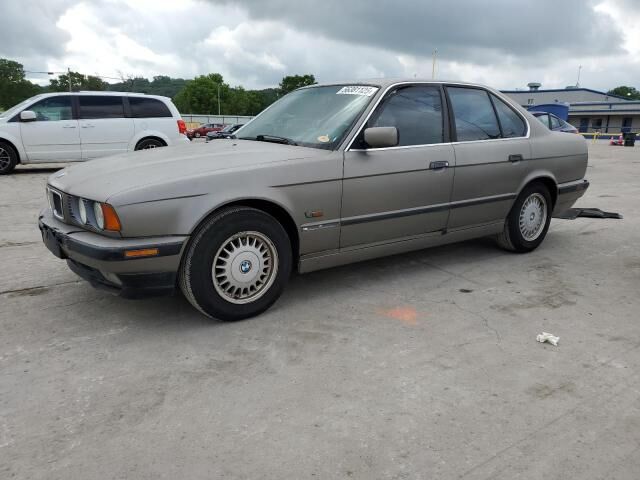 BMW 525i