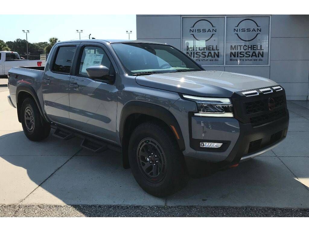 2025 NISSAN Frontier