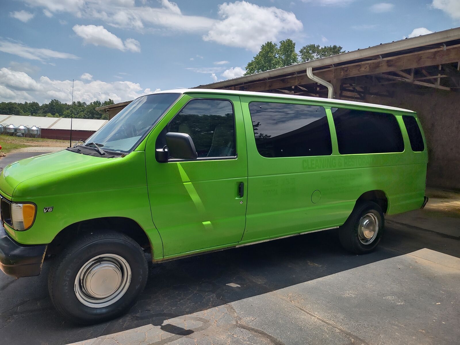 Ford E-350