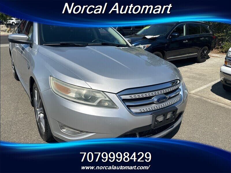 2010 FORD Taurus