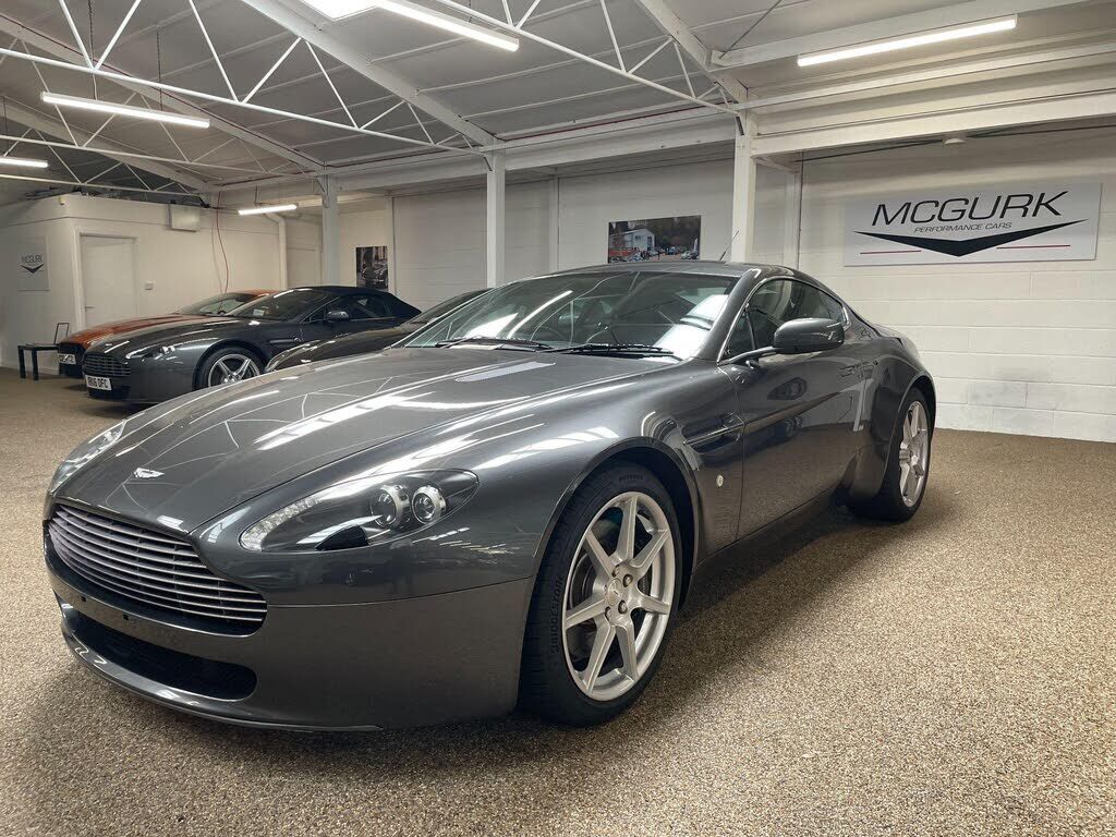 Aston Martin V8 Vantage