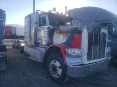 2012 PETERBILT 388 - License Plate