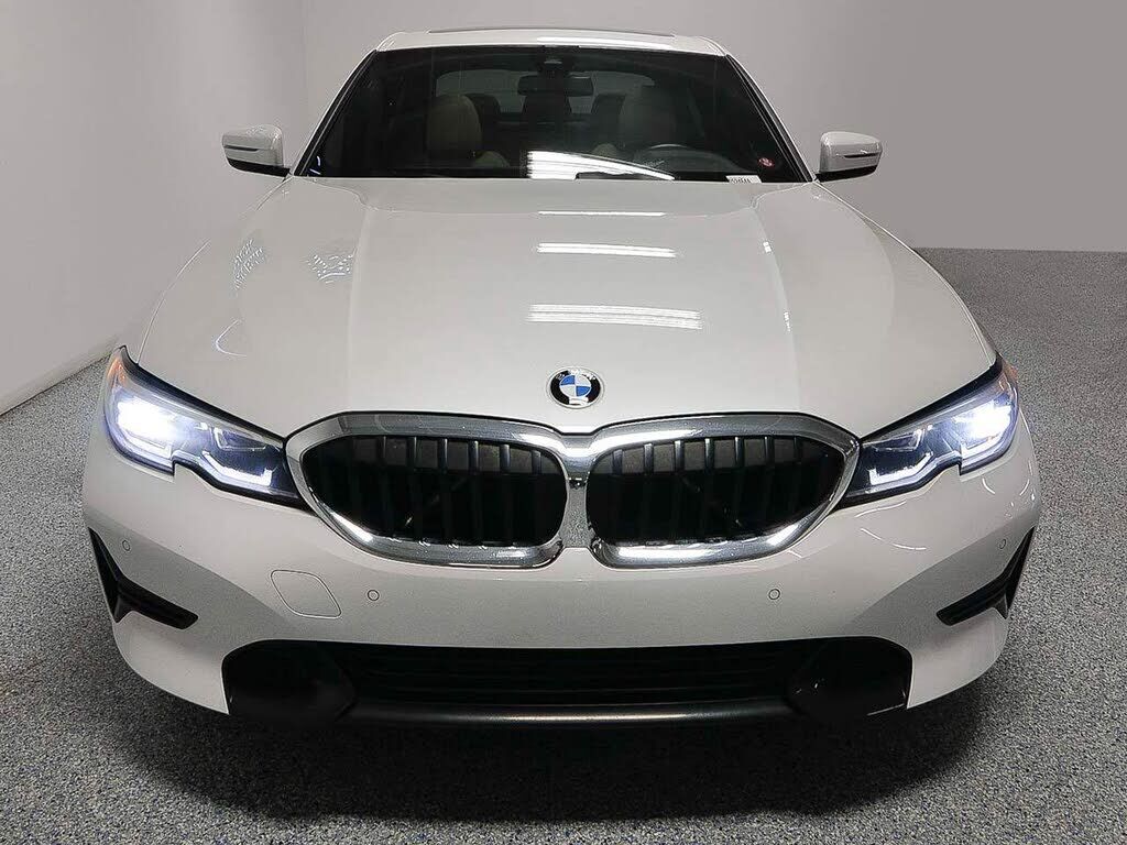 2022 BMW 330i
