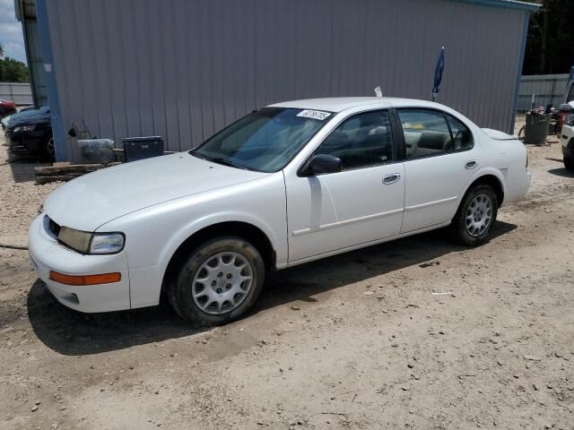 Nissan Maxima