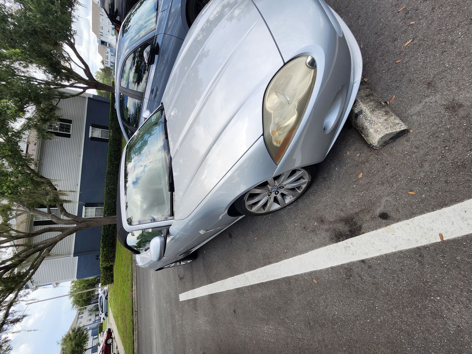 Jaguar XK