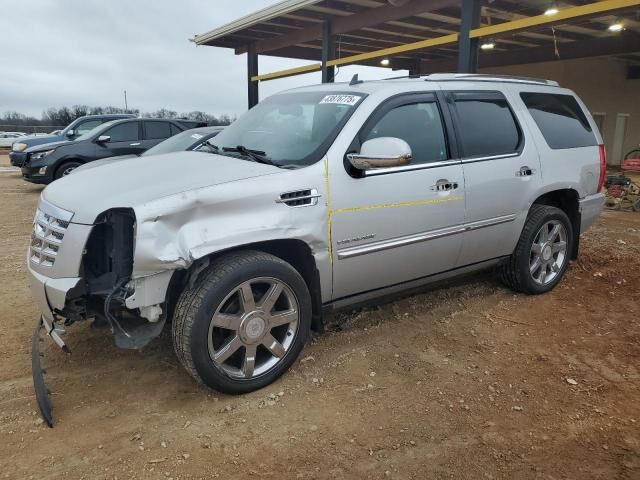 2011 CADILLAC Escalade