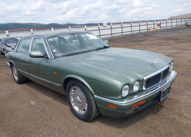 Jaguar XJ6
