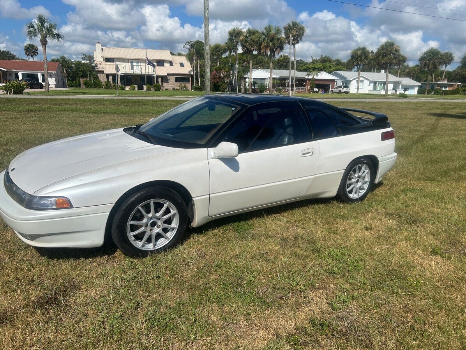 Subaru SVX