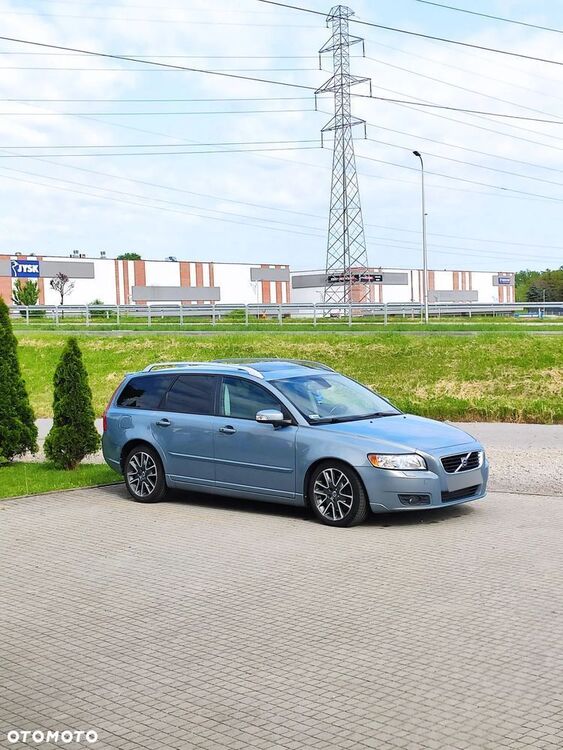 Volvo V50