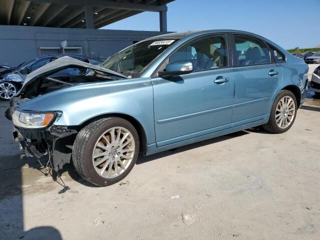 Volvo S40