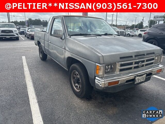 Nissan Pickup