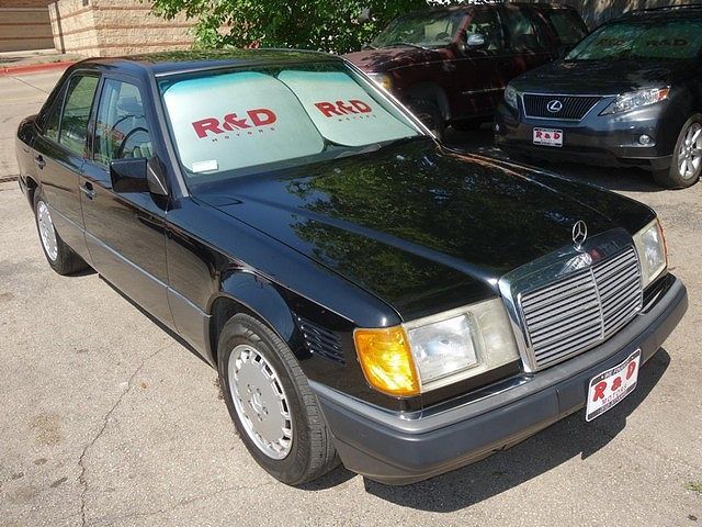 MERCEDES-BENZ