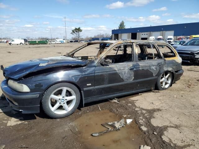 BMW 528i