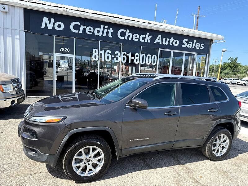 2017 JEEP Cherokee