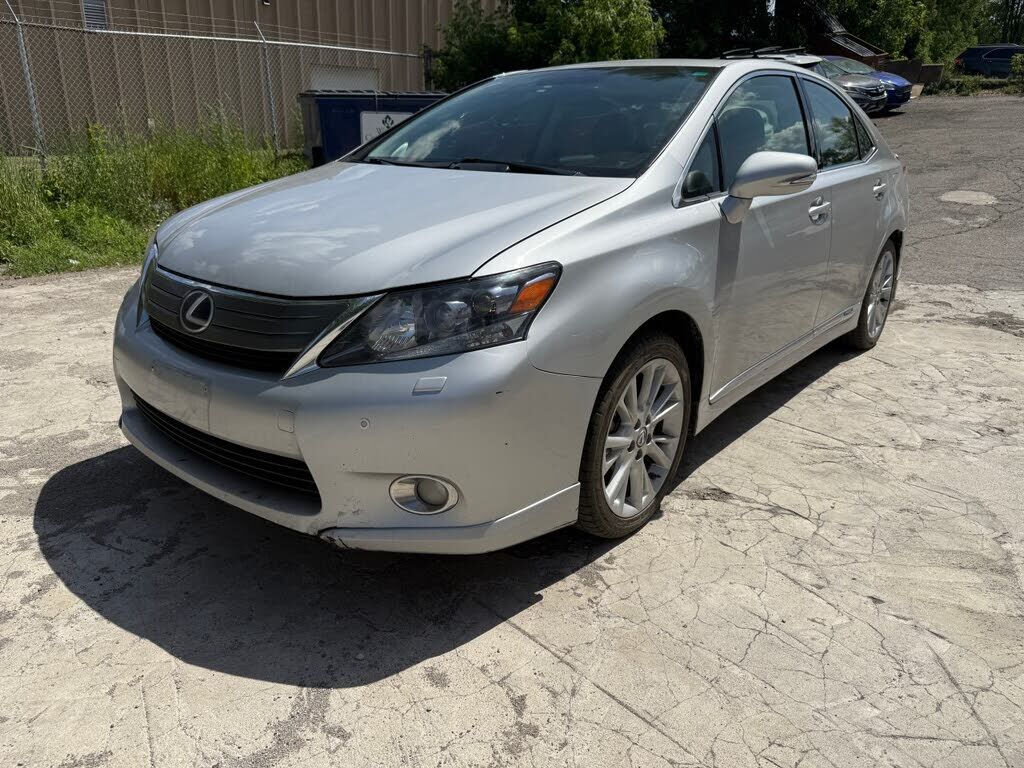 Lexus HS