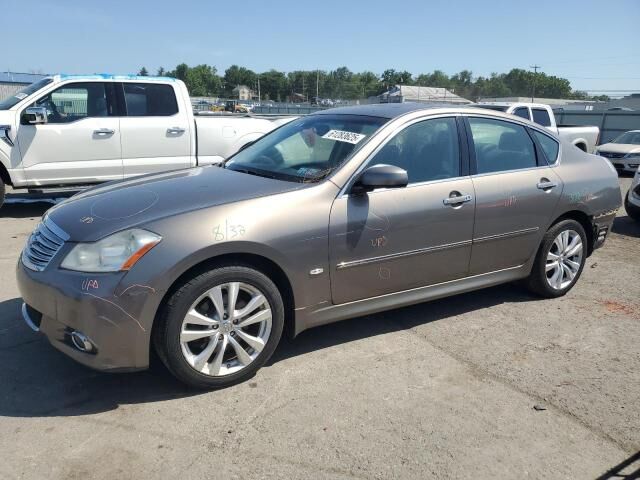 Infiniti M35