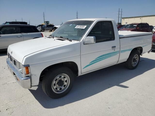 Nissan Pickup