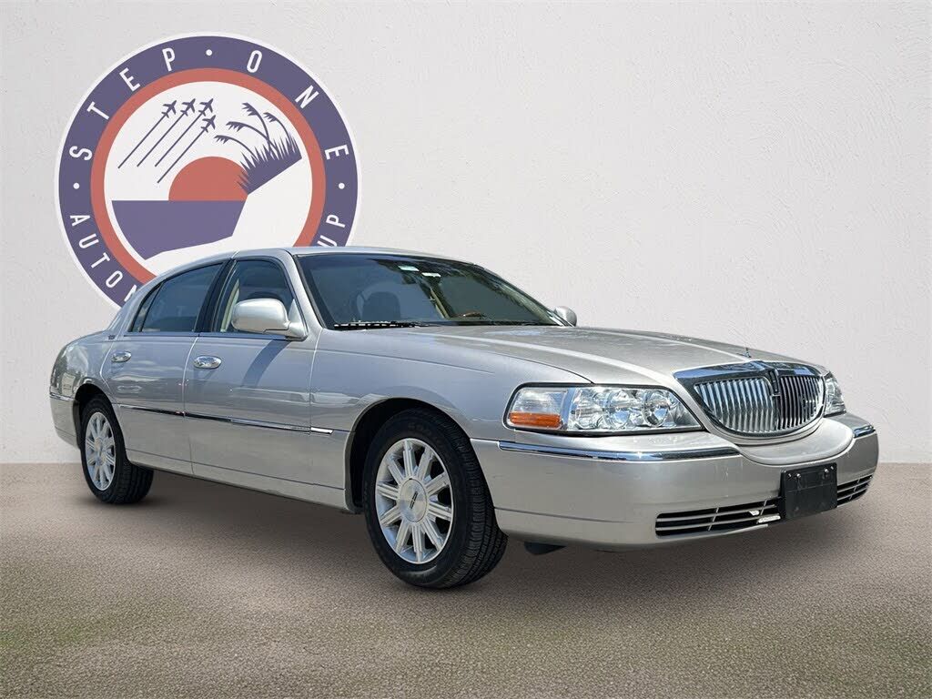 Lincoln Town Car