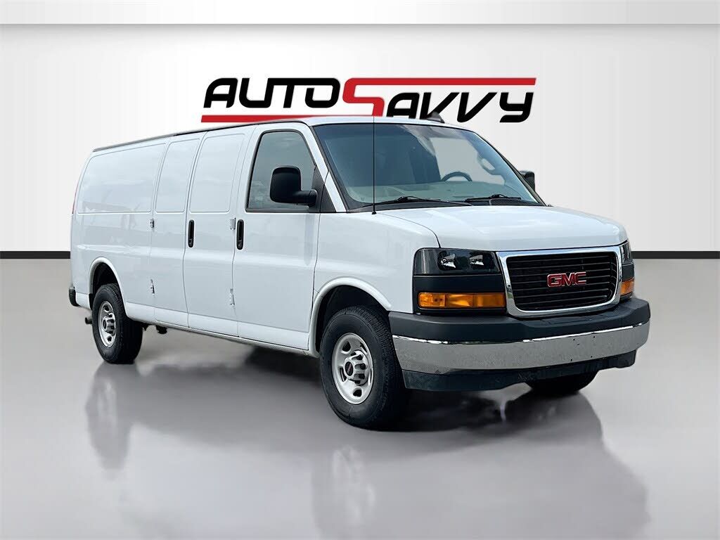 2023 GMC Savana