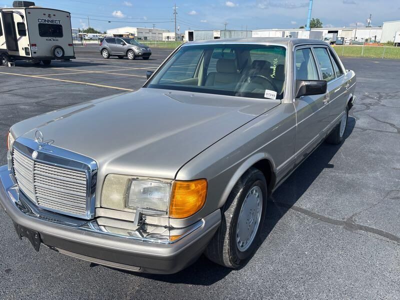Mercedes-Benz 560
