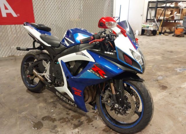 Suzuki GSX-R750