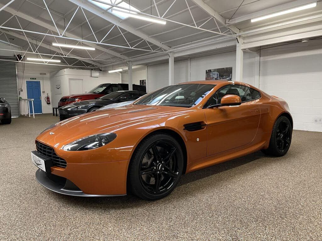 Aston Martin V8 Vantage