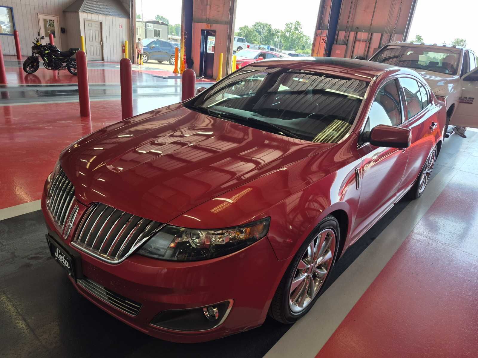 Lincoln MKS