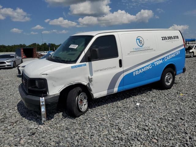 GMC Savana