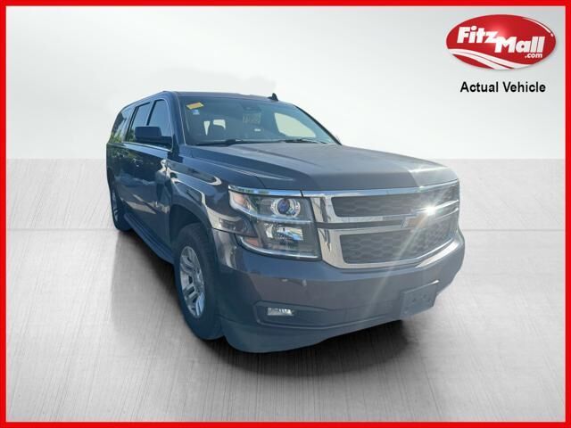 2017 CHEVROLET Suburban