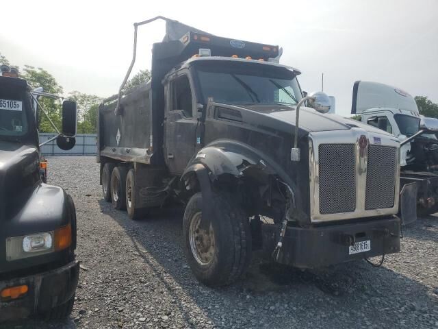 2019 KENWORTH T880