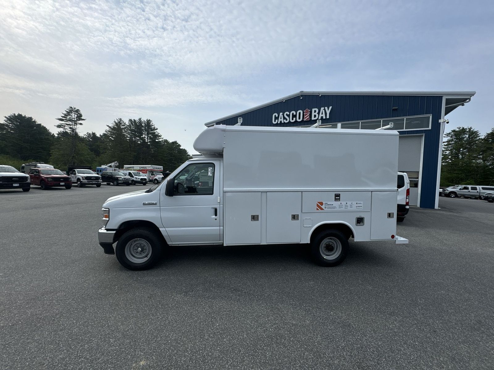 2026 FORD E-350