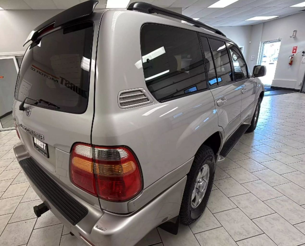 Toyota LAND CRUISER