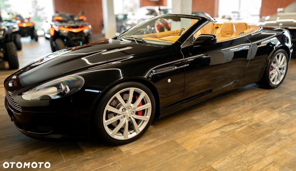 Aston Martin DB9