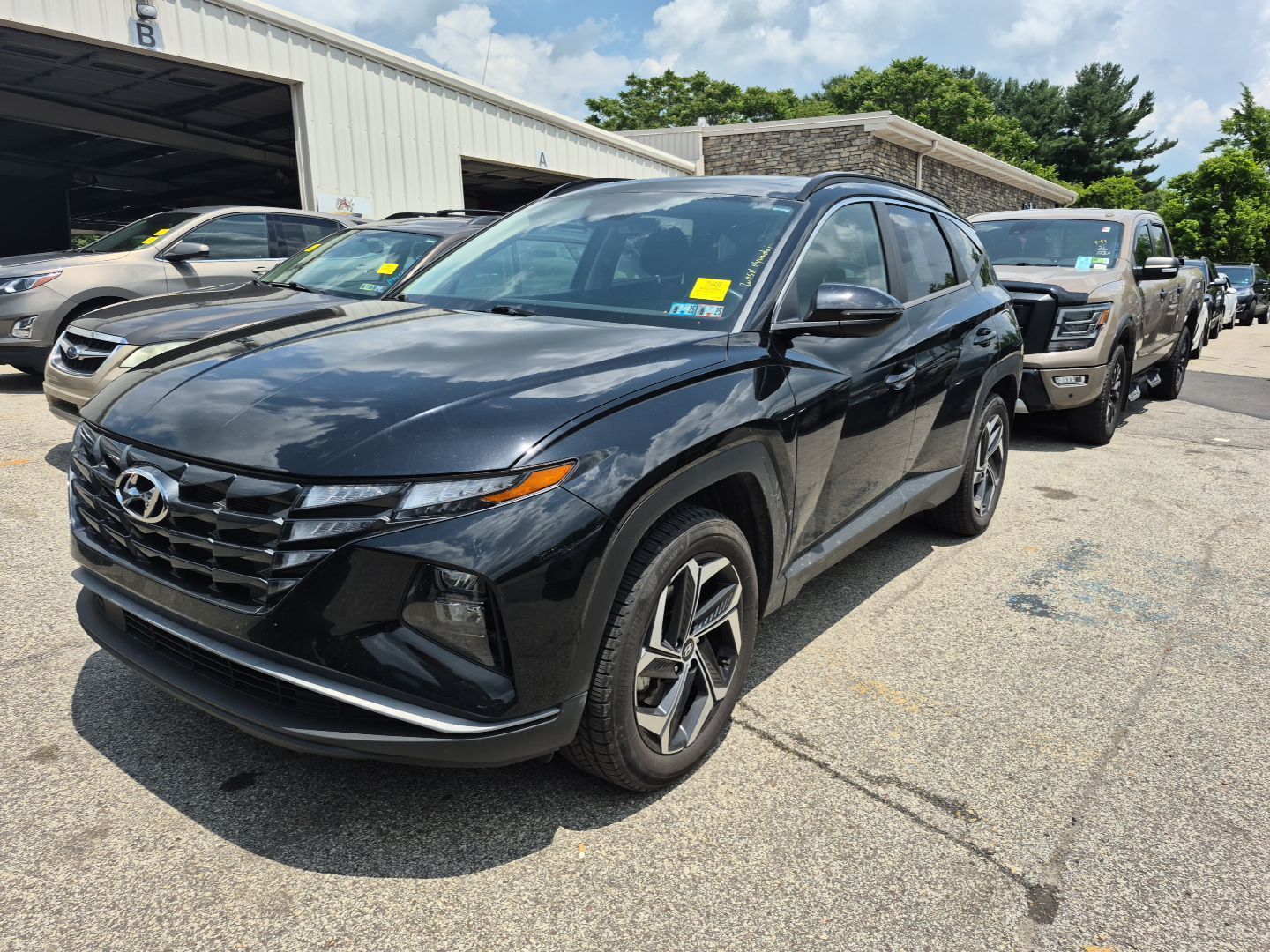 HYUNDAI