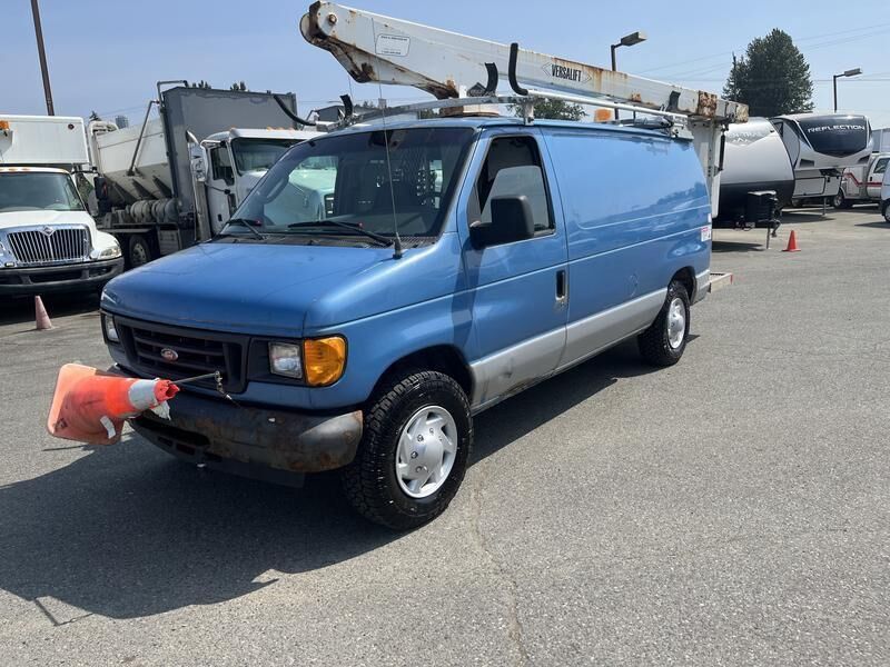 Ford E-350