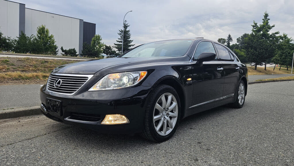 Lexus LS