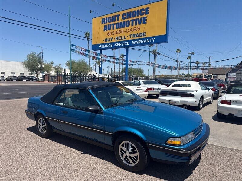 Pontiac Sunbird