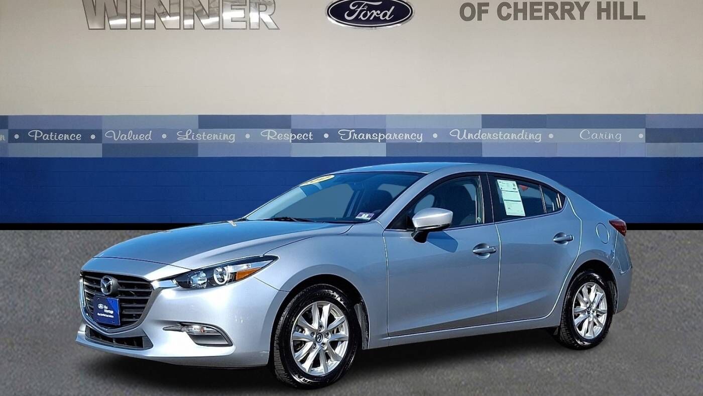 2017 MAZDA Mazda3