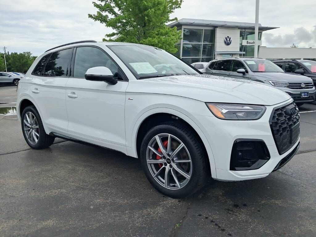 2024 AUDI Q5 e