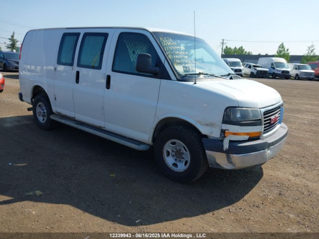 GMC Savana