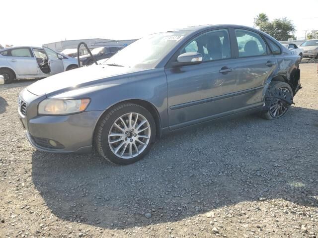 Volvo S40