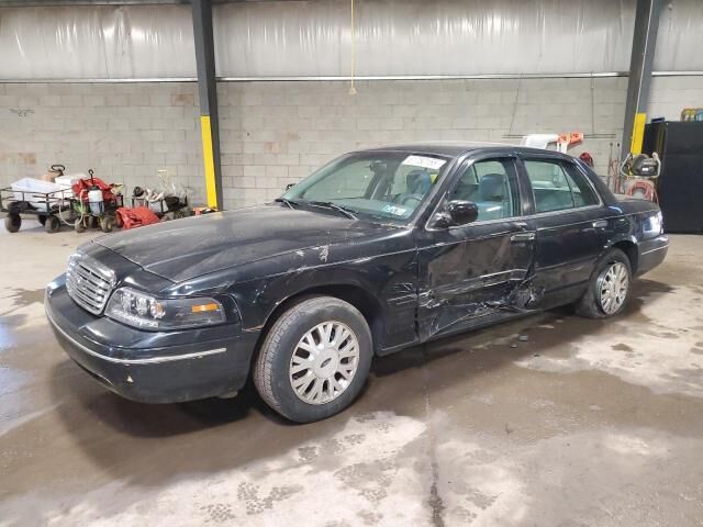 Ford Crown Victoria