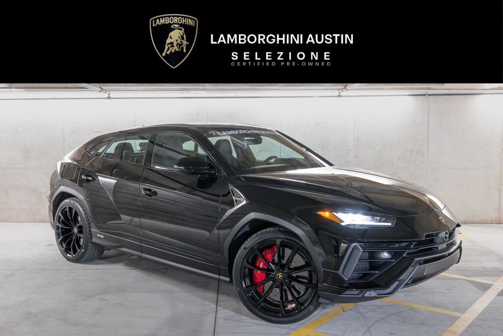 2024 LAMBORGHINI URUS