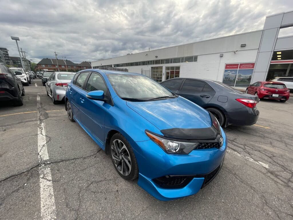 Toyota COROLLA iM