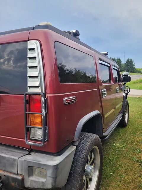 HUMMER H2