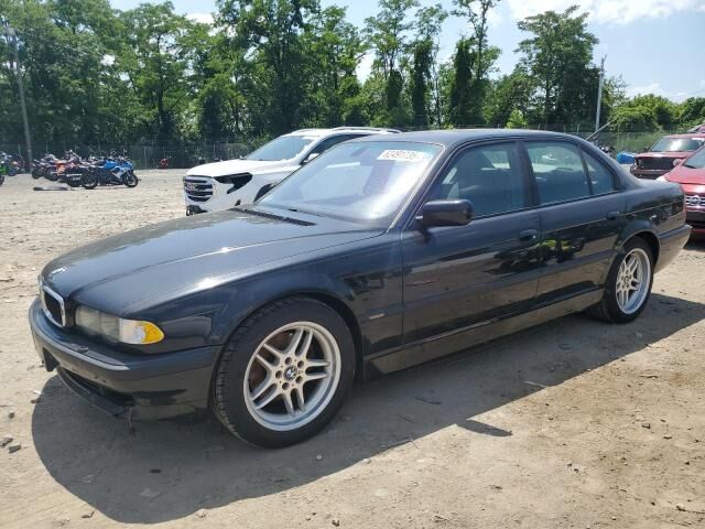 BMW 740i