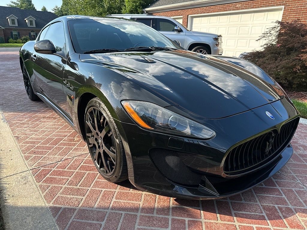 2012 MASERATI Granturismo