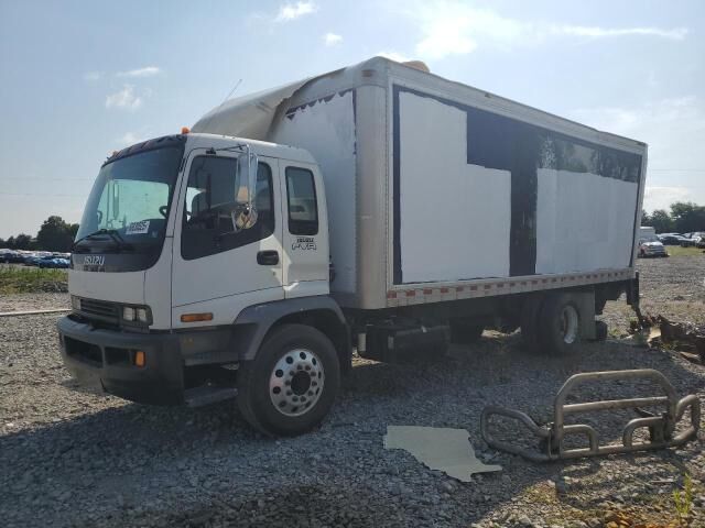 Isuzu T7F