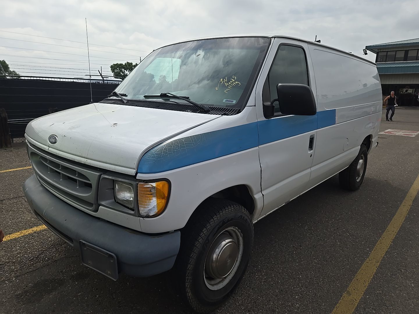 Ford E-250